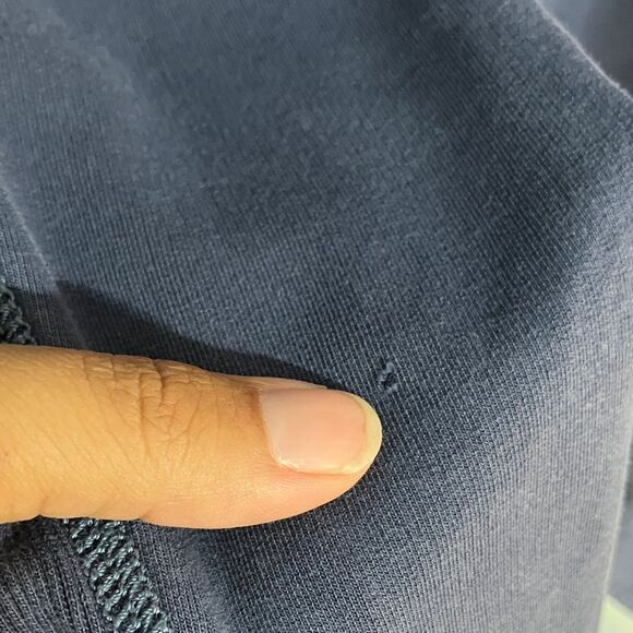 Tommy Bahama Men's Deep Blue Quarter Zip-Up Sweater L #719 - Picture 5 of 7